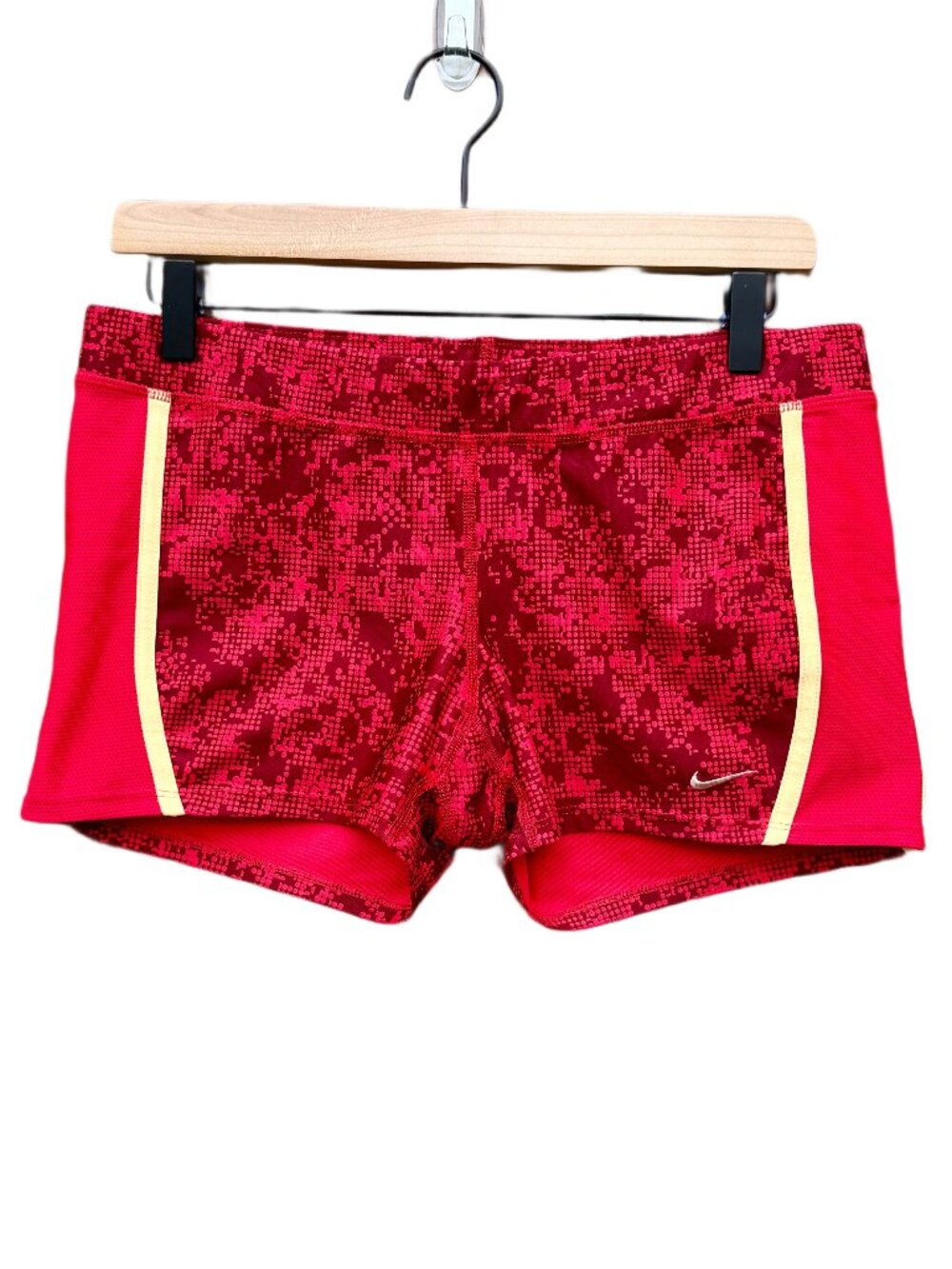 Nike Dri-Fit Tempo Running Boyshorts Medium Red Geometric Print Hidden Pocket